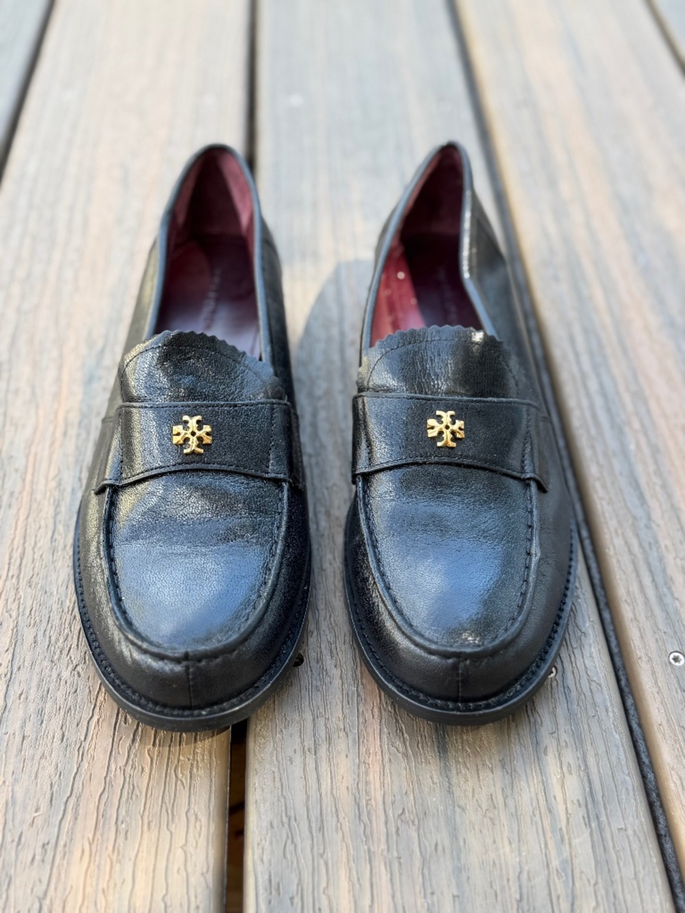 Tory Burch Black Logo Loafers Size 9 New Never Worn